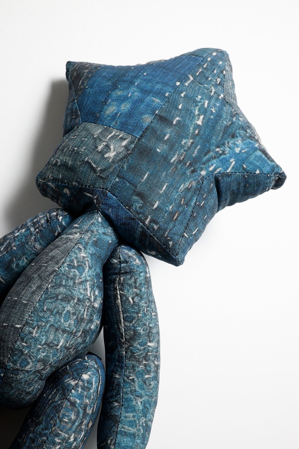 FUNDAMENTAL PRINTED BORO STAR DOLL-BORDO