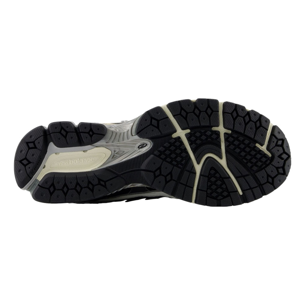 NEW BALANCE 1906-BLACK