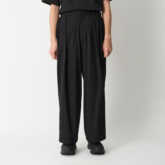 WHITE MOUNTAINEERING 3 TUCK WIDE PANTS-BLACK
