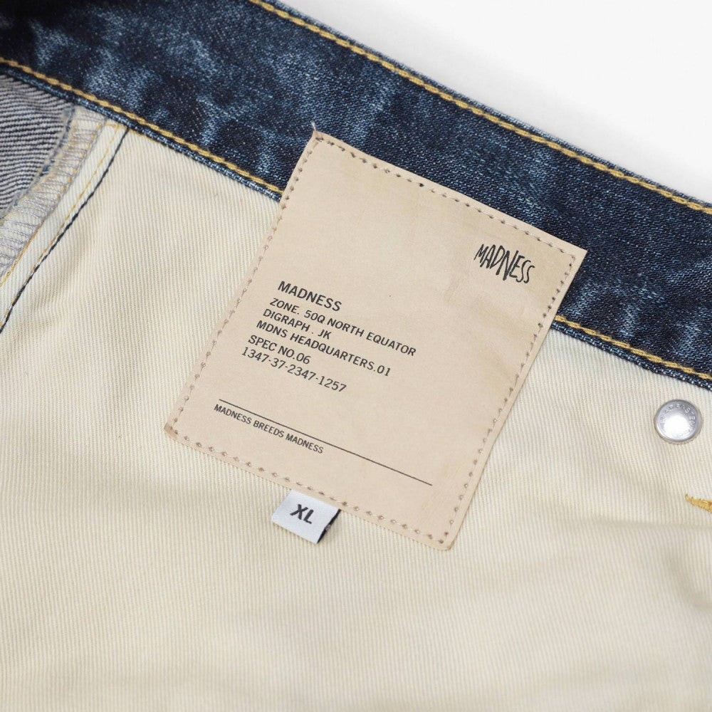 MADNESS AGING 5P DENIM PANTS. RELAXED-INDIGO