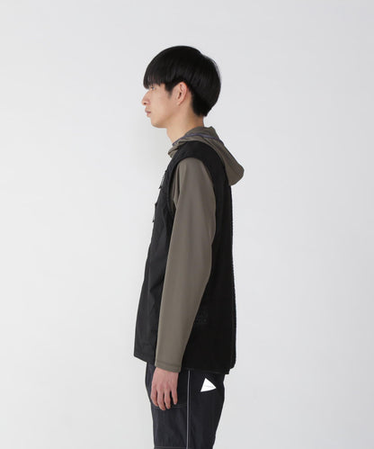 AND WANDER ALPHA DIRECT VEST-BLACK