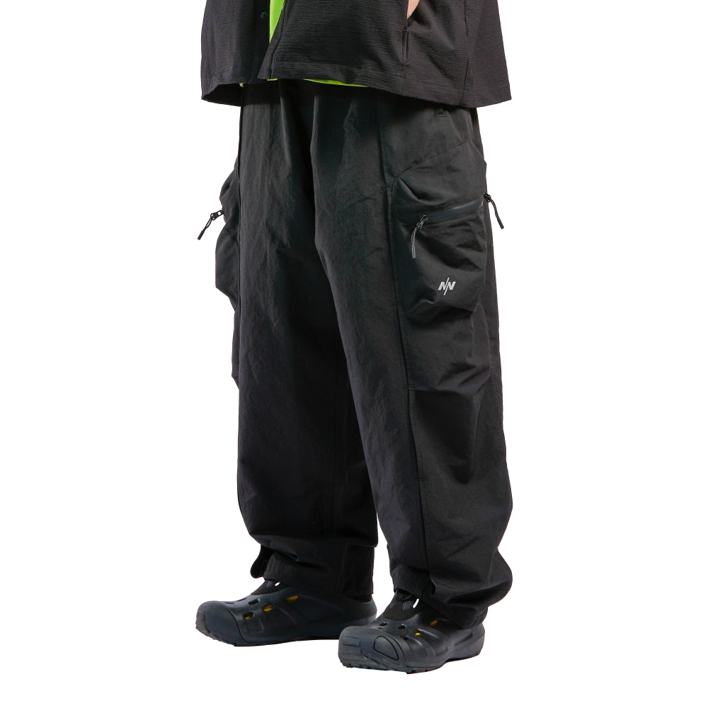 NINE POINT NINE ESCAPE BREATHE 3D POCKET PANTS-BLACK