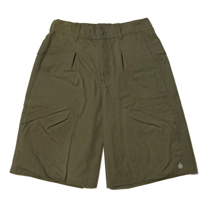 DOUBLE PLEATS CARGO SHORTS