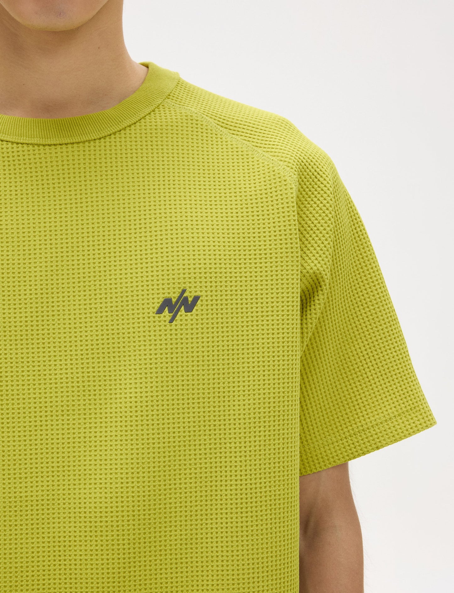 NINE POINT NINE ELEMENT SOLOTEX WAFFLE TEE-BLACK