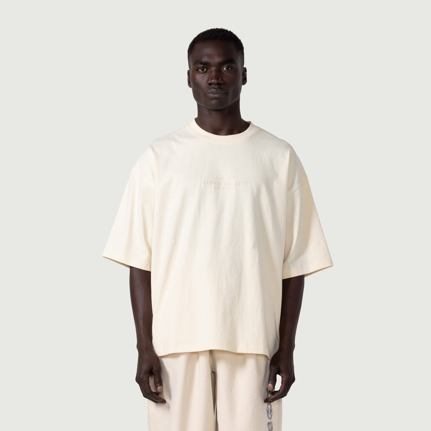 HONOR THE GIFT EMBROIDERY BOX TEE-WHITE