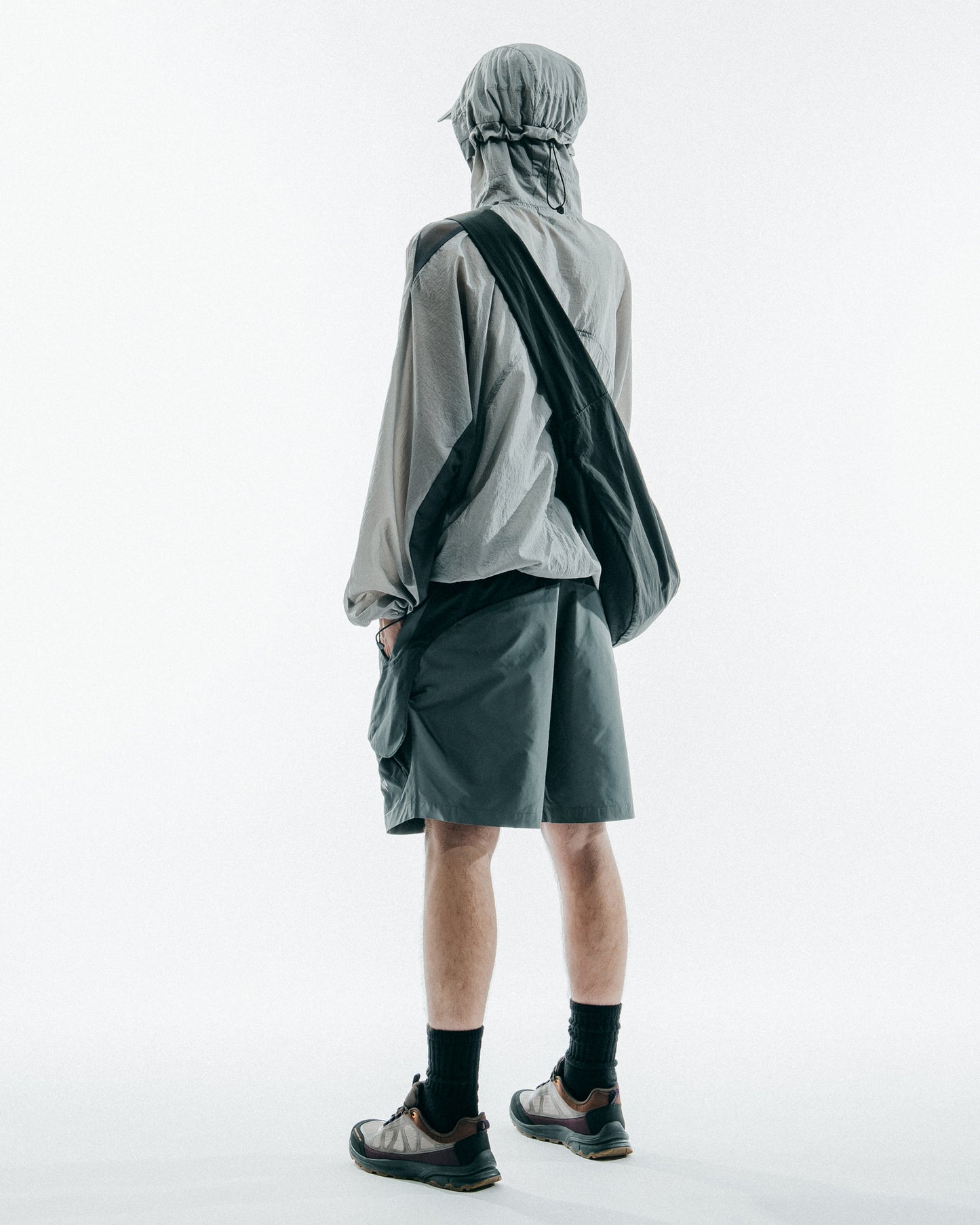 NINE POINT NINE ESCAPE CROSSBODY BAG-GREY