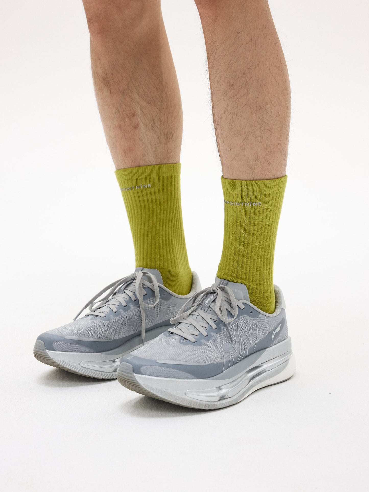 NINE POINT NINE ELEMENT COOLMAX REFLECTIVE LOGO SOCKS-FLUORESCENT YELLOW