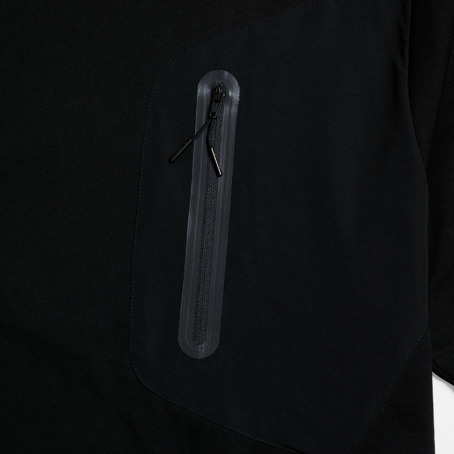 OPEN DIALOGUE X WILD THINGS FRONT POCKET SS TEE-BLACK