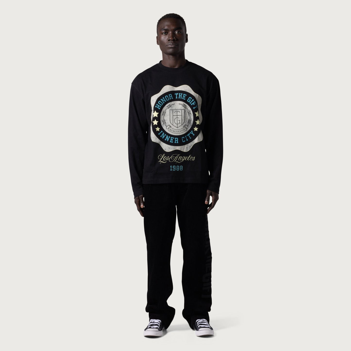 HONOR THE GIFT HTG SEAL LOGO LS TEE-BLACK