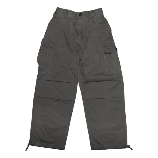 KNEE PLEATED CARGO PANTS