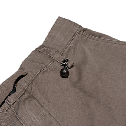 KNEE PLEATED CARGO PANTS