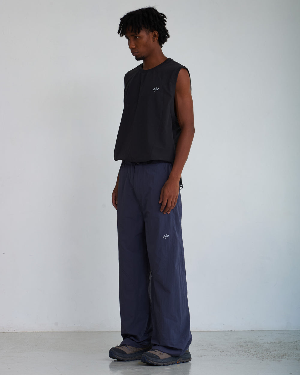 NINE POINT NINE LAGOON BREATHE TANK TOP-BLACK