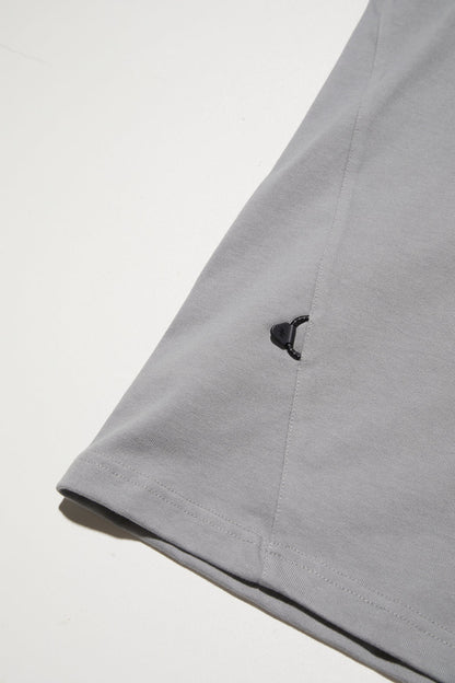 NINE POINT NINE LAGOON PATCH POCKET TEE-LIGHT GREY