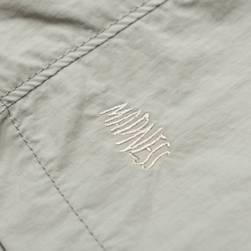 MADNESS LOGO TECH SHORTS 15"-BEIGE