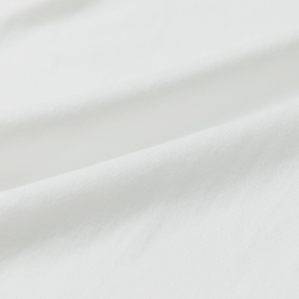 MADNESS BADGE (L) UNIFORM T-SHIRT-WHITE