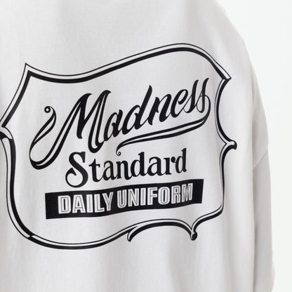 MADNESS BADGE (L) UNIFORM T-SHIRT-WHITE