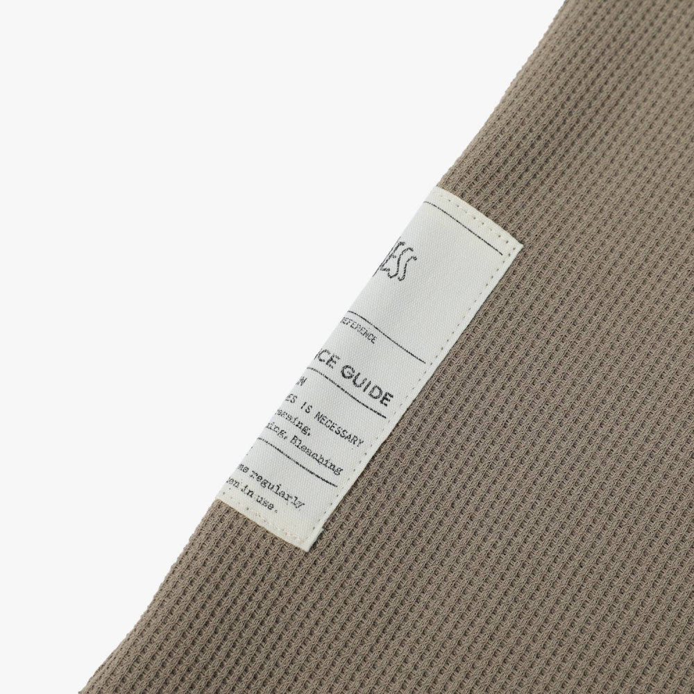 MADNESS POLY KNITTED TEE (FABRIC BY JAPAN)-BEIGE