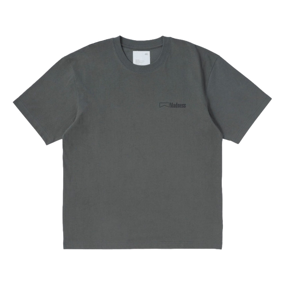 MADNESS PRINT TEE-CHARCOAL
