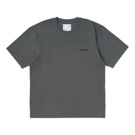 MADNESS PRINT TEE-CHARCOAL