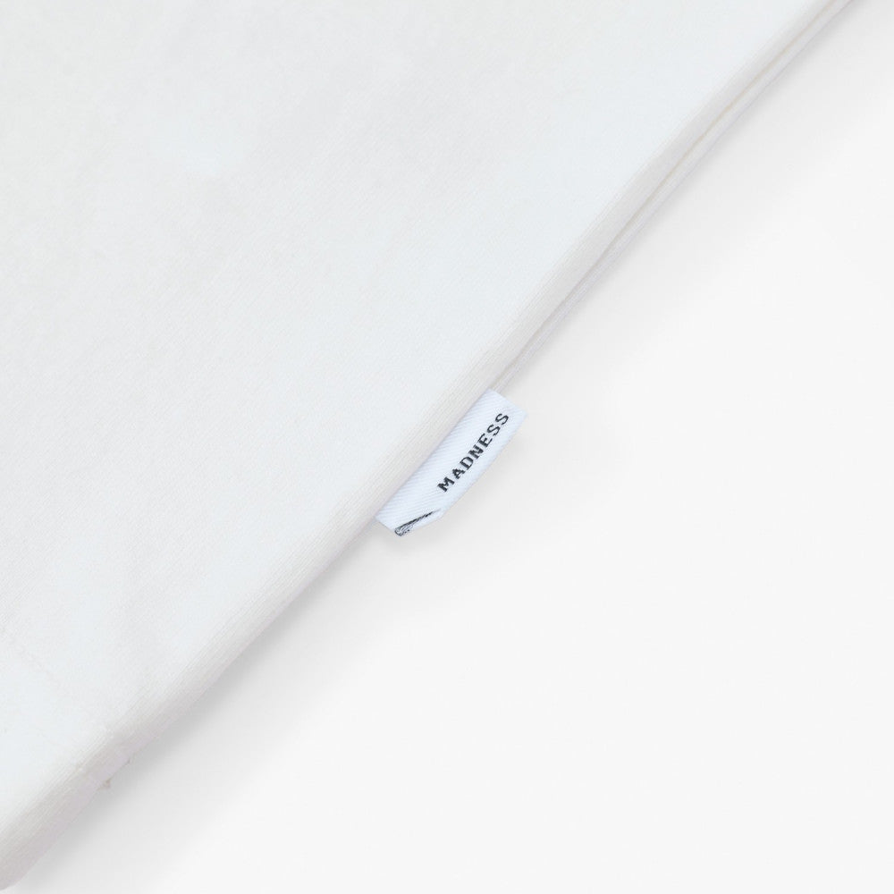 MADNESS PRINT TEE-WHITE