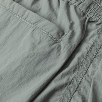 MADNESS STD LOGO NYLON ESSENTIAL SHORTS (16")-CEMENT