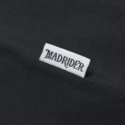 MADNESS MADRIDER MR-01 PRINT LS TEE-BLACK