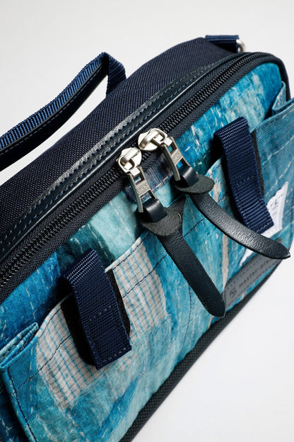 FUNDAMENTAL MASTER-PIECE COMPACT SHOULDER BAG-BORDO