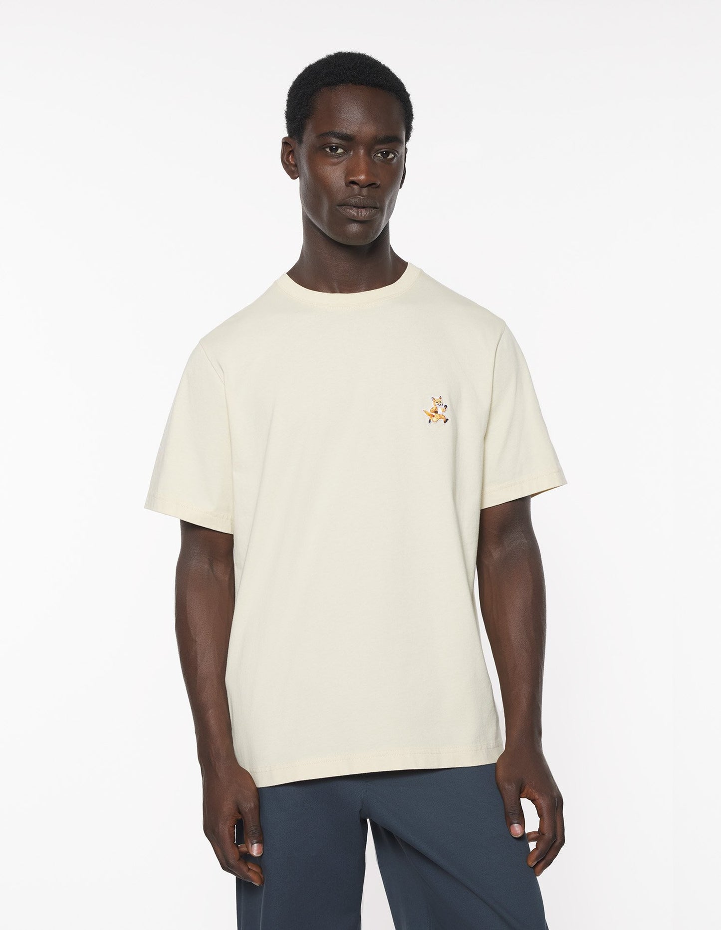 MAISON KITSUNE M SPEEDY FOX PATCH COMFORT TEE-SHIRT-WARM STONE