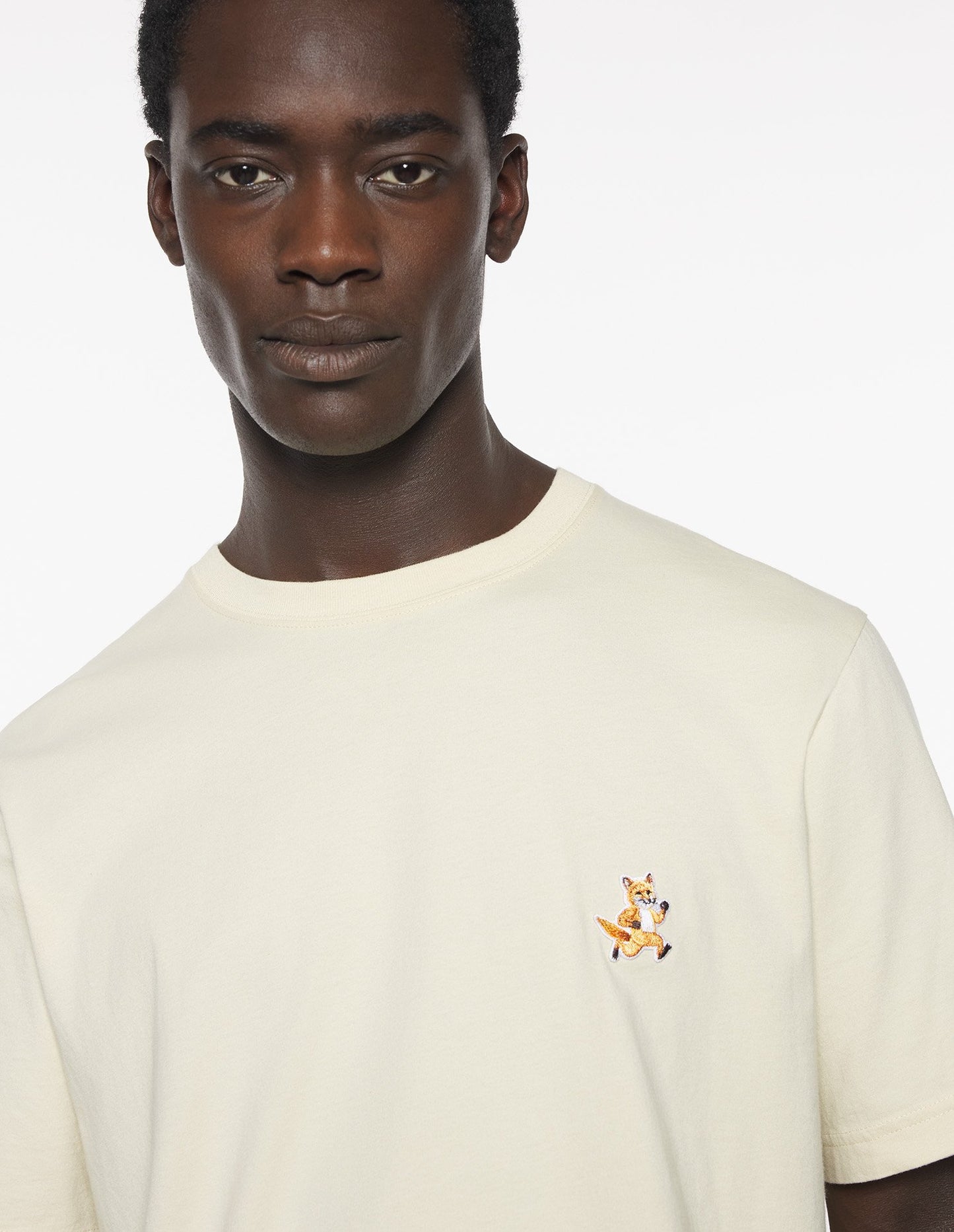 MAISON KITSUNE M SPEEDY FOX PATCH COMFORT TEE-SHIRT-WARM STONE