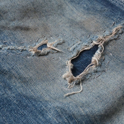 MADNESS MUDDY DENIM PAINTER PANTS. M2 RELAXED (MADE IN JAPAN)-INDIGO