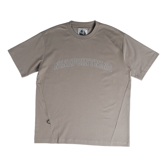NINE POINT NINE NINEPOINTNINE COLLEGE S/S TEE-KHAKI