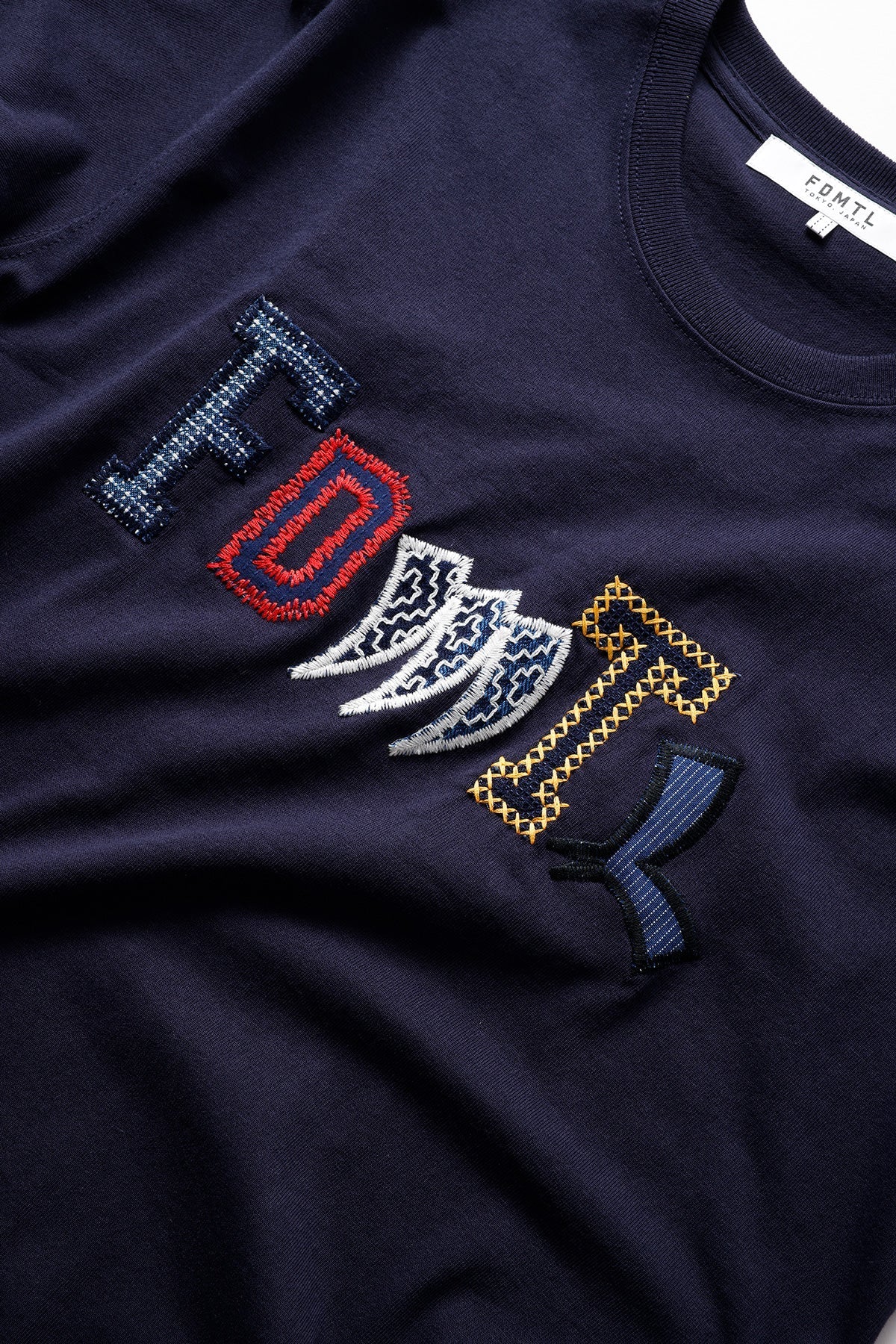 FUNDAMENTAL PATCHWORK LOGO TEE-NAVY