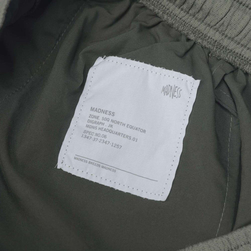 MADNESS POLYESTER MESH EASY SHORTS-ARMY GREEN