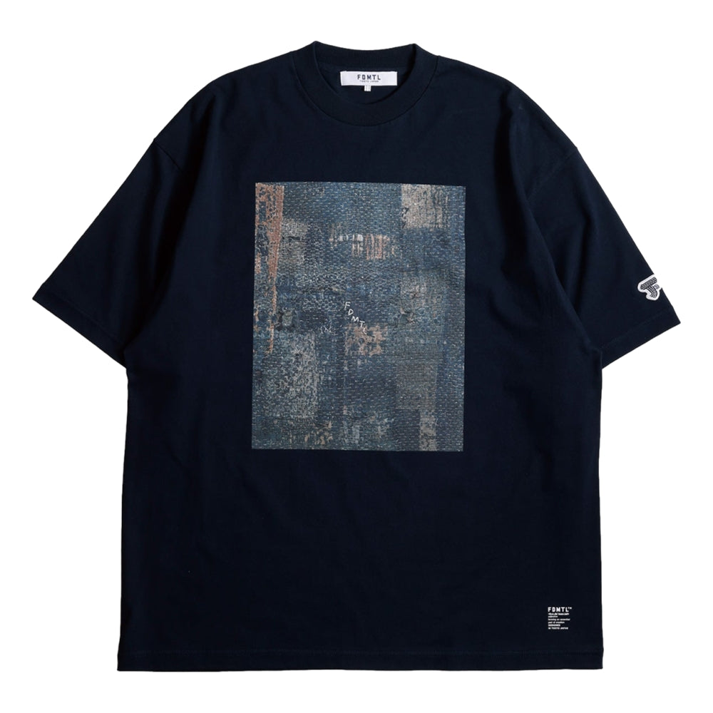FUNDAMENTAL PRINTED BORO TEE-NAVY
