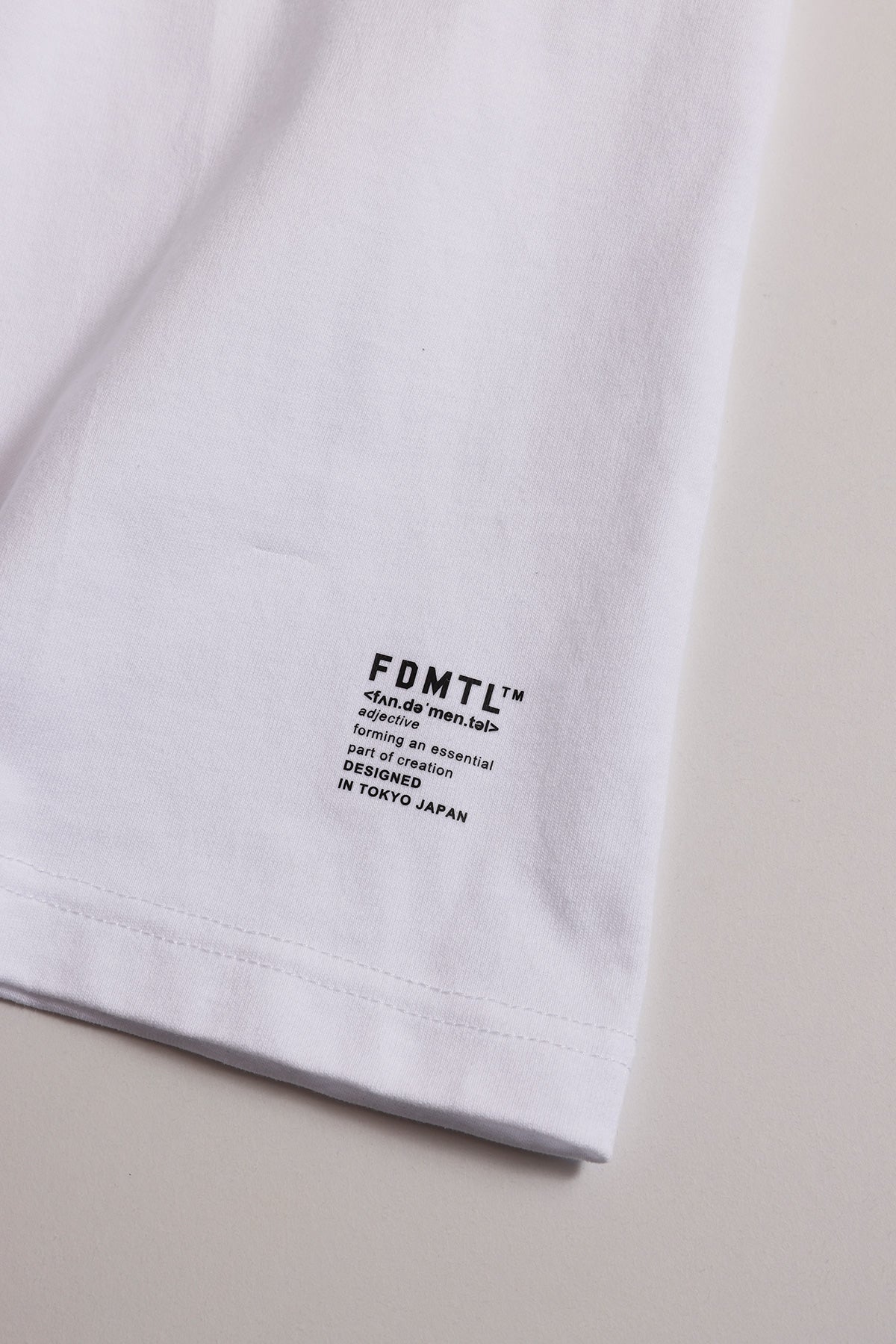 FUNDAMENTAL PRINTED BORO TEE-WHITE