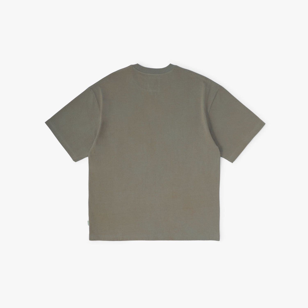 MADNESS PRINT TEE-OLIVE