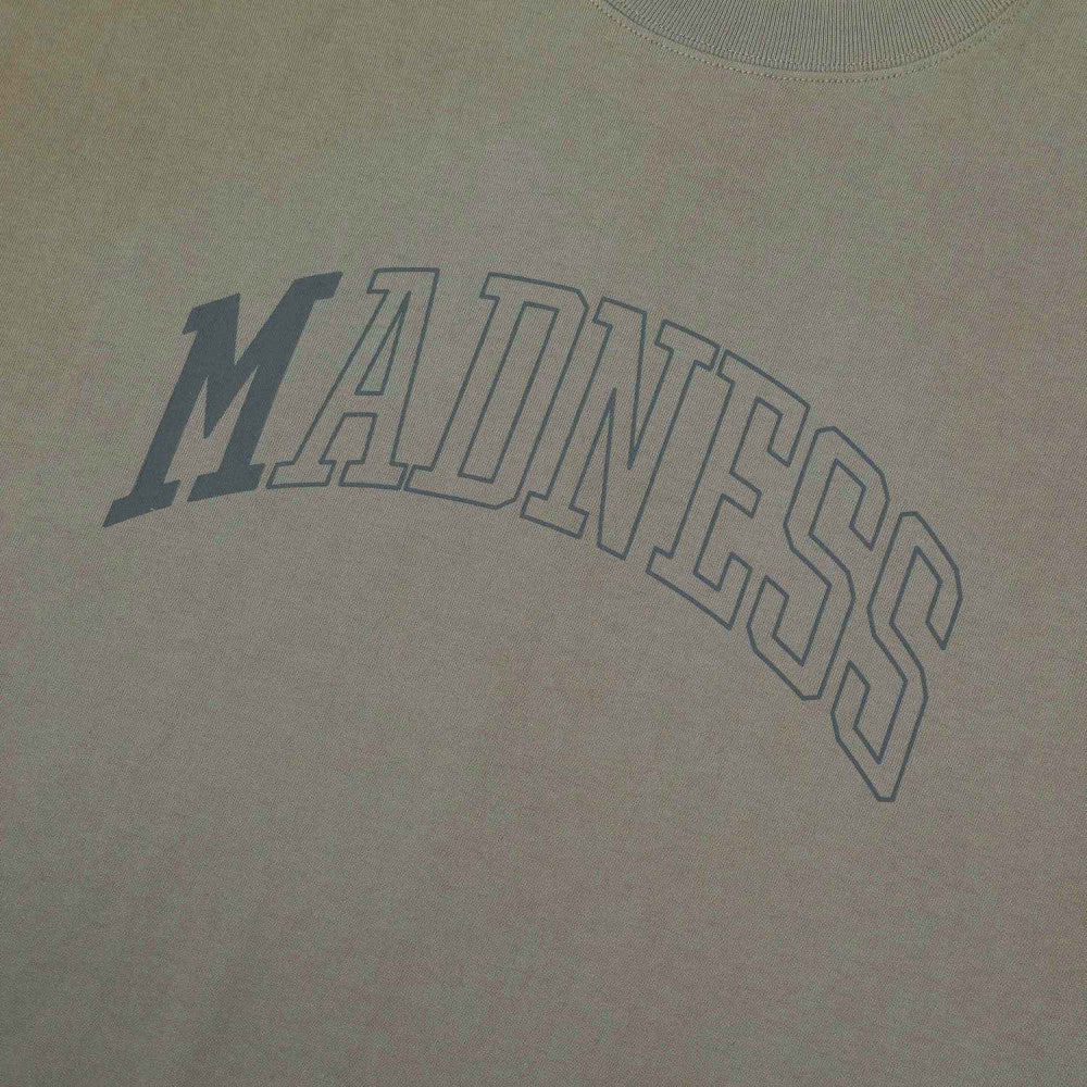 MADNESS PRINT TEE-OLIVE