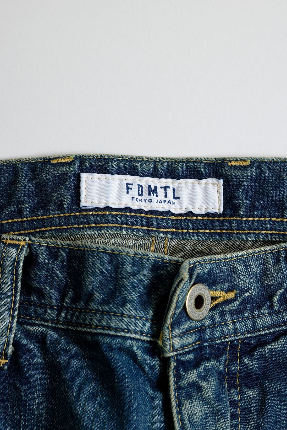 FUNDAMENTAL SECOND SECOND PANTS 3YR WASH-INDIGO