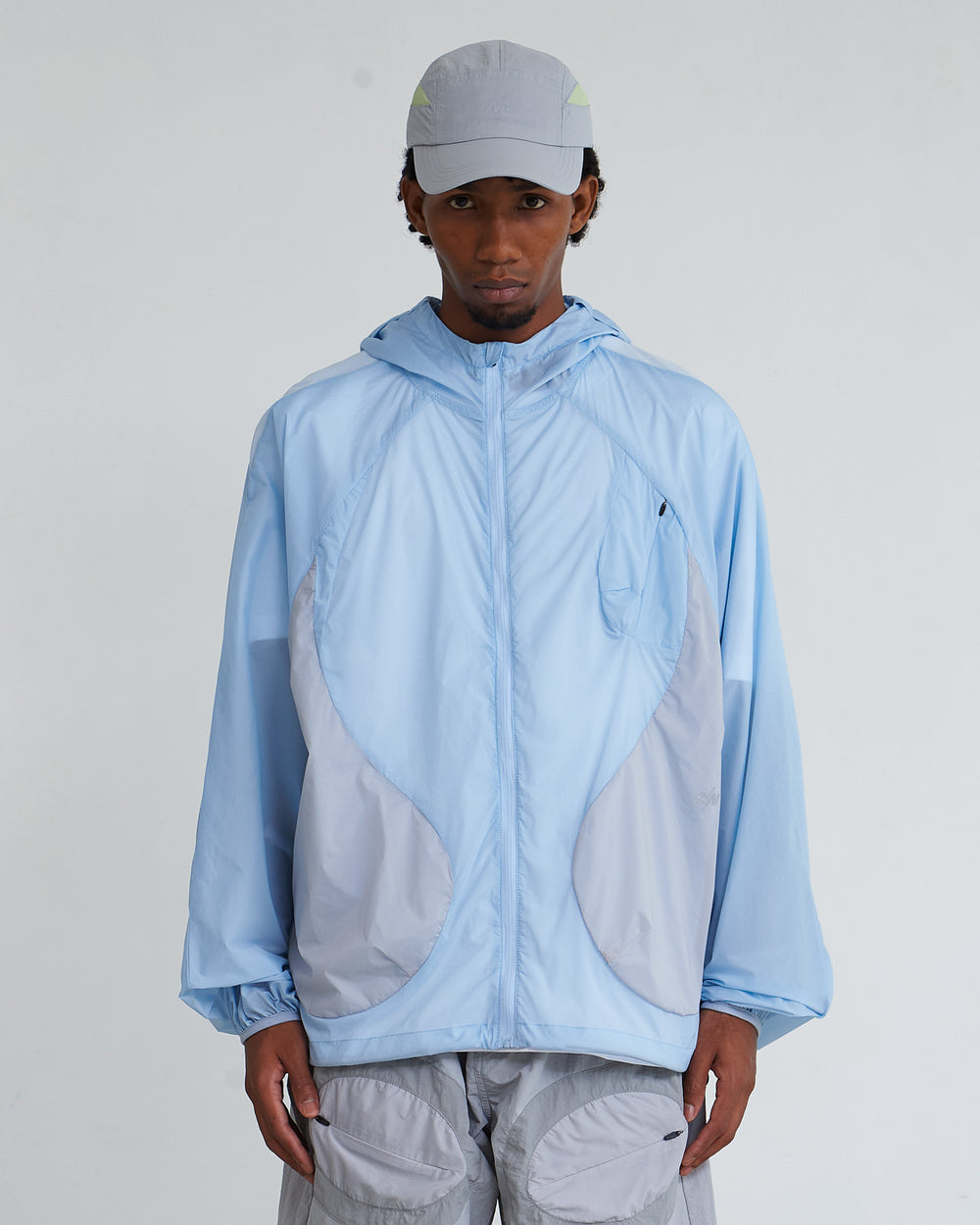 NINE POINT NINE SHORELINE LARYER CAP-LIGHT GREY