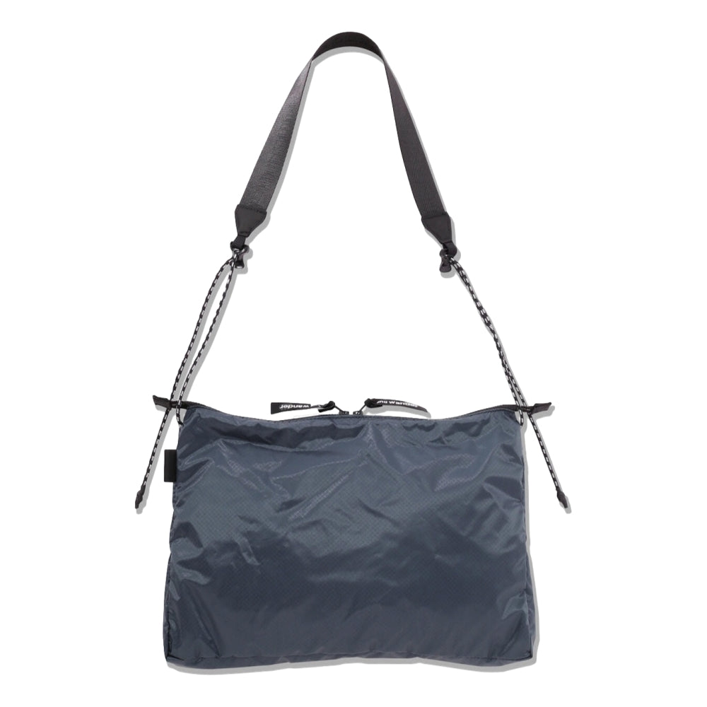 AND WANDER SIL SACOCHE-BLUE