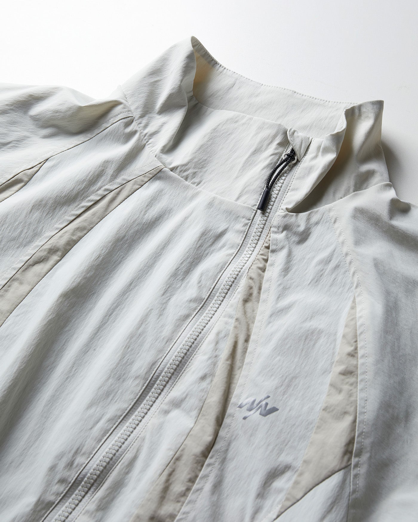 NINE POINT NINE SPRINTER OVERSIZE PANEL JACKET-BEIGE