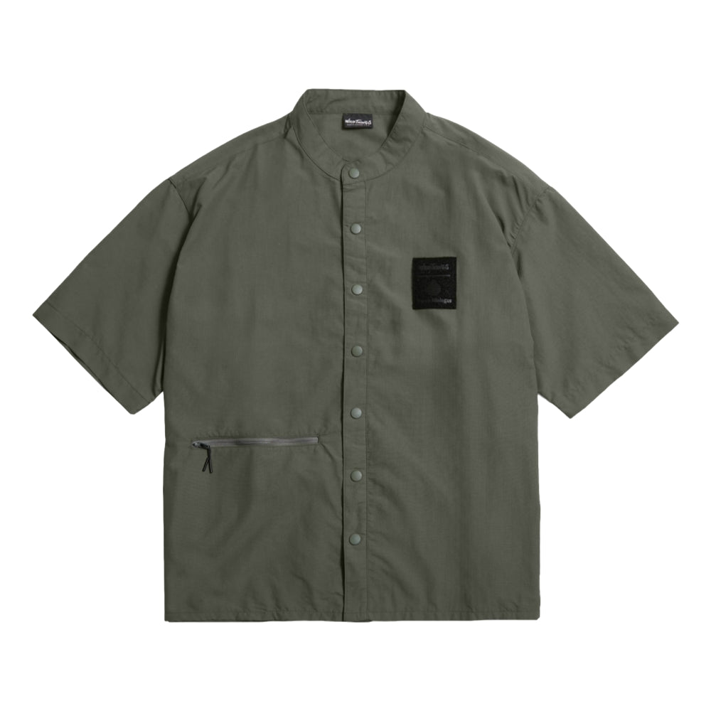 OPEN DIALOGUE X WILD THINGS STAND COLLAR SS SHIRT-OLIVE