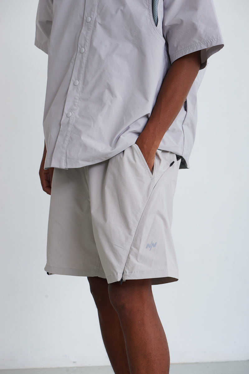 NINE POINT NINE TRIBUTARY BREATHE SHORTS-BLACK