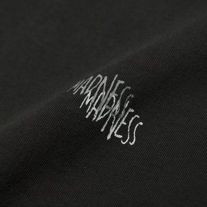 MADNESS WASHED PRINT TEE-BLACK