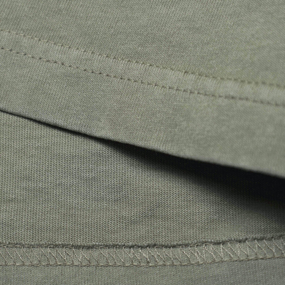 MADNESS WASHED PRINT TEE-OLIVE