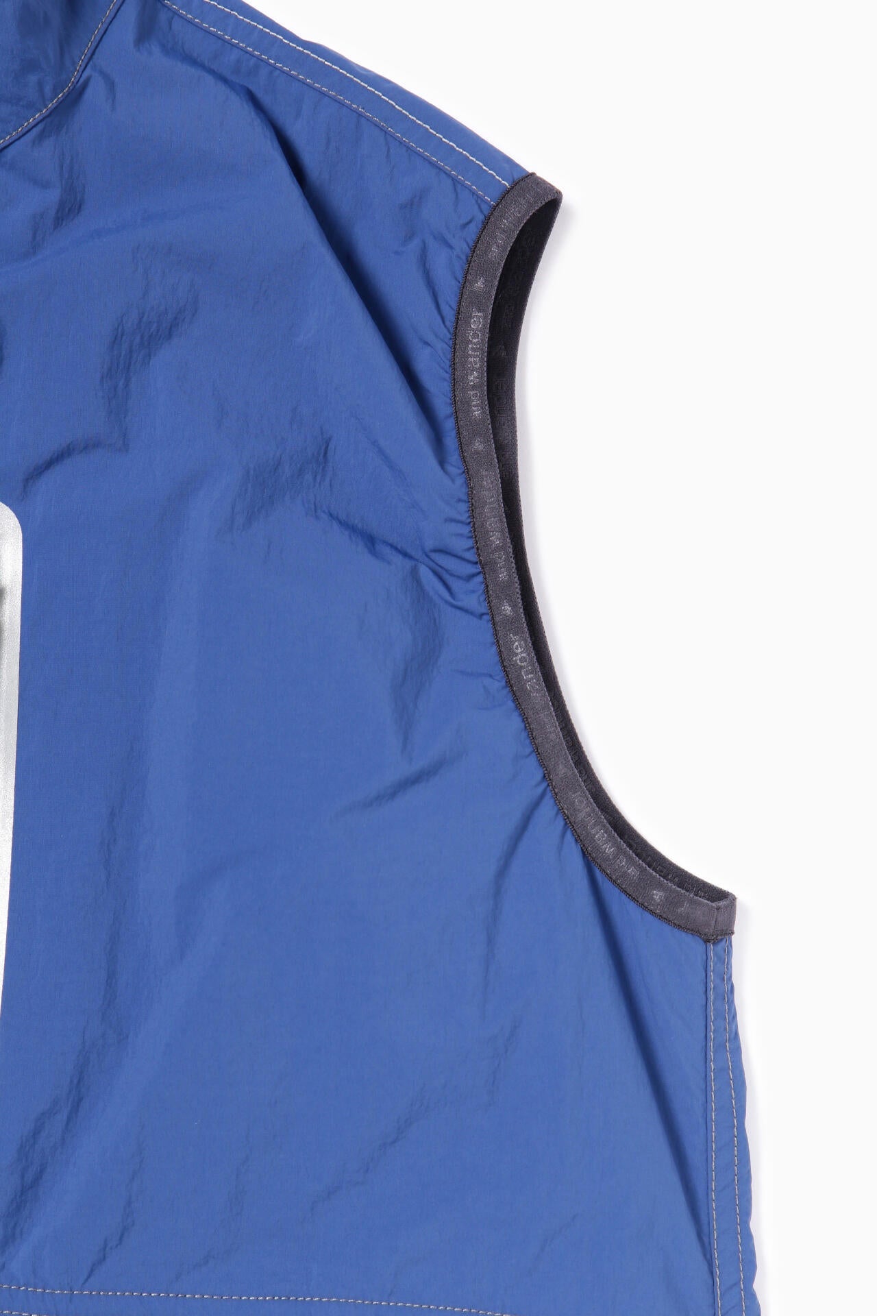 AND WANDER X GRAMICCI BRUSHED NYLON VEST-BLUE