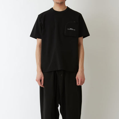 WHITE MOUNTAINEERING ZIP POCKET T-SHIRT-BLACK