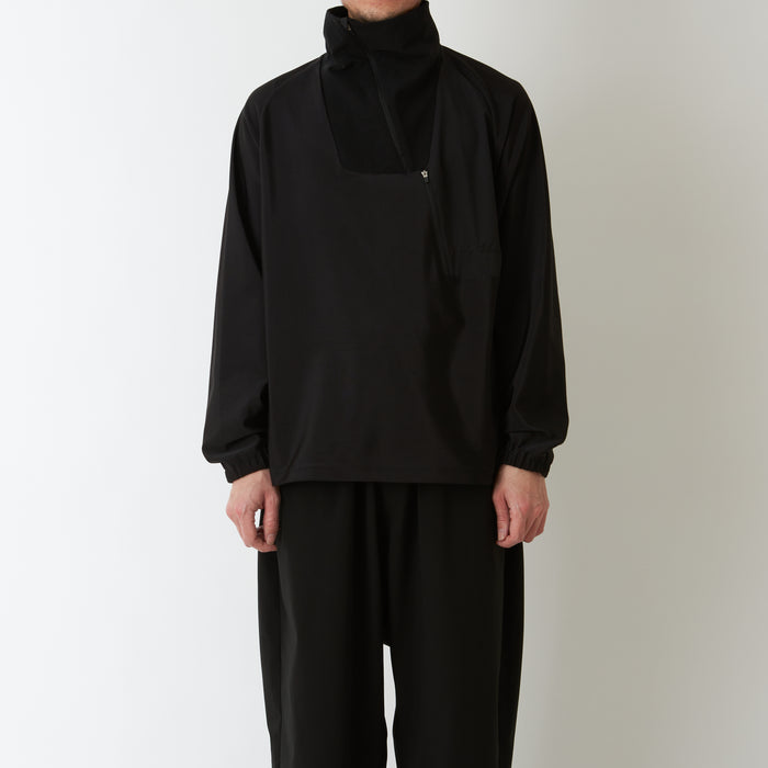 WHITE MOUNTAINEERING ZIP PULLOVER-BLACK