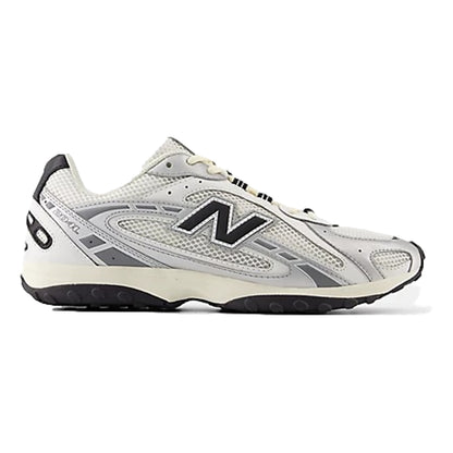 NEW BALANCE 204L-SILVER / BLACK