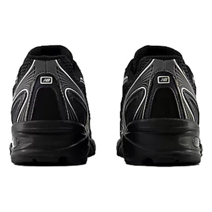 NEW BALANCE U740-BLACK